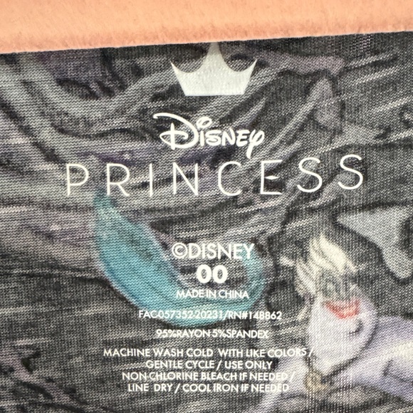 TORRID Disney Ursula Shark Bite Sleeveless shirt - Picture 2 of 7